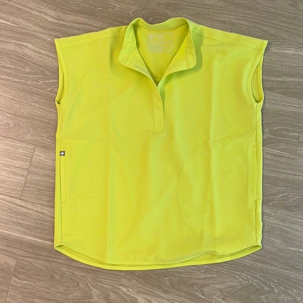 Figs XXS Rafaela scrub top Citrine